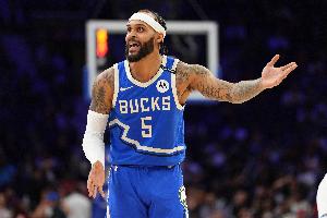 太铁了！特伦特9中2&三分7中1仅拿6分2助2断 正负值-23