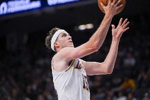 胜利至上！里夫斯：昨晚很有意思 今晚输了就没那么有意思了