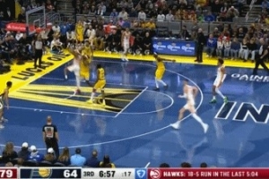 攻防碾压！亚历山大-沃克突破暴扣 老鹰半节轰出22-5进攻狂潮