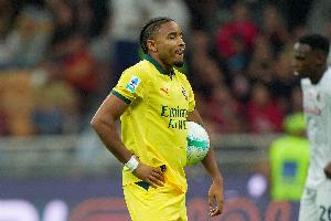 塔雷：恩昆库首次与莱奥一起出场，在训练中他们展示了能互相配合